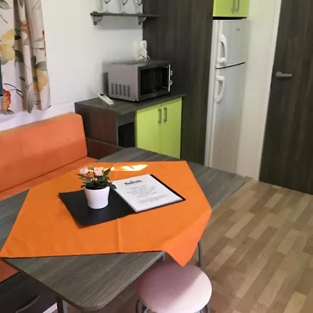 Victoria Mobilehome In Village Juliamare Giulianova