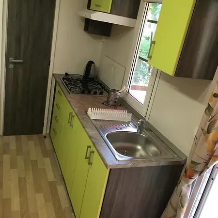 Campeggio Victoria Mobilehome In Village Juliamare Giulianova