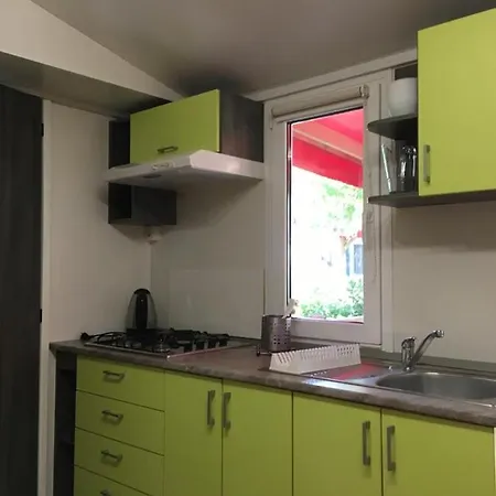 Camping Victoria Mobilehome In Village Juliamare