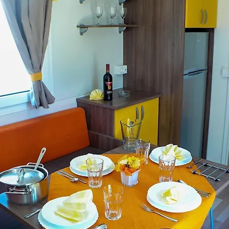 Victoria Mobilehome In Village Juliamare Campeggio Giulianova