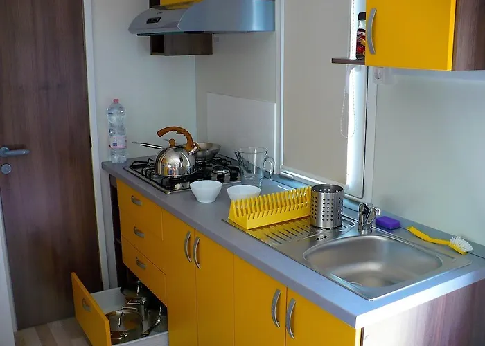 Kamp alanı Victoria Mobilehome In Village Juliamare 4*