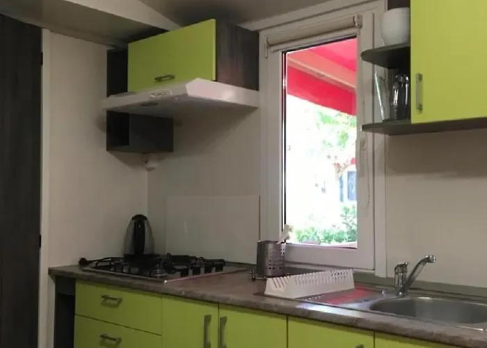 Victoria Mobilehome In Village Juliamare Giulianova